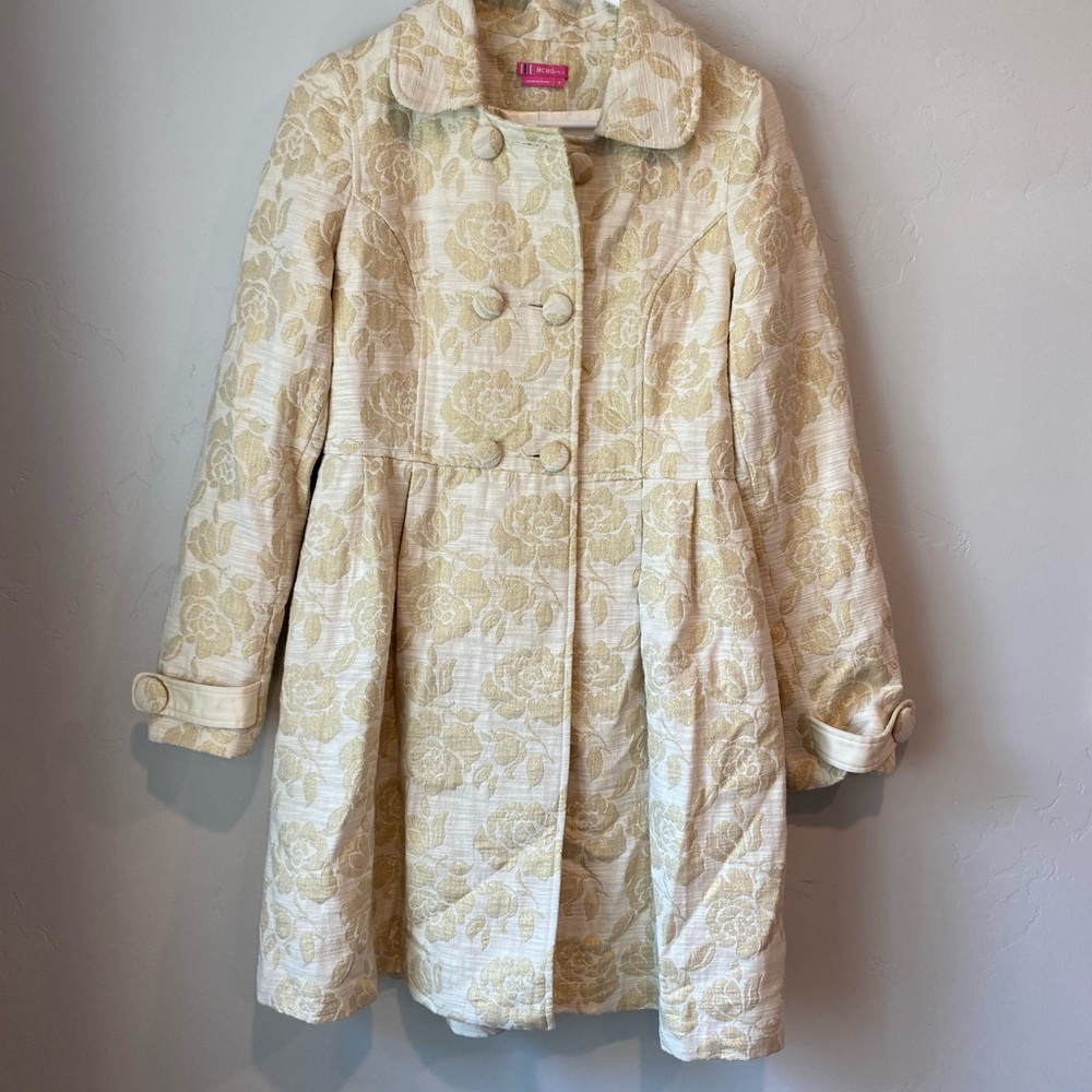 BCBGirls Cream and Gold Floral Pea Coat Size S Classic Preppy Boho Old Money